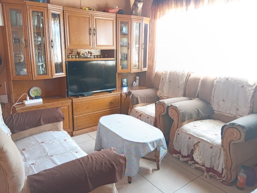 2 Bedroom Property for Sale in Lethlabile North West